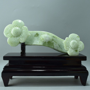 玉石摆件招财进宝