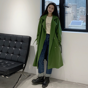 老板很爱笑 绿色风衣外套女春秋2022年英伦风韩版ins气质长款大衣