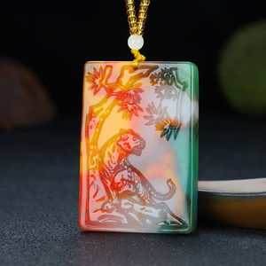 新疆和田玉老虎牌子挂件生肖虎牌吊坠天然玉石上山虎玉佩籽料玉坠