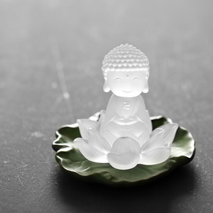 一笑间|小和尚佛像莲花禅意摆件琉璃《花开见佛》车内家居饰品