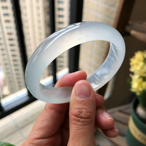 白月光天然翡翠手镯缅甸老坑正品冰种玉镯正圈水润贵妃镯女送礼物
