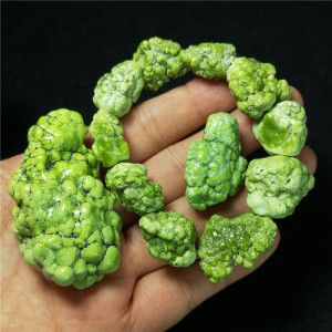 十堰郧西绿松石菜籽黄原石籽料毛石毛料吊坠手把件手玩石正宗收藏