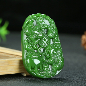 新疆和田玉碧玉蟾蜍挂件天然玉石三足金蟾吊坠菠菜绿山料项链玉坠