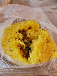 十个包邮 贵州省黔西南兴义市坛罐市场手包黄糯米饭