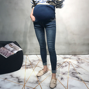 孕妇牛仔裤春秋潮妈卷边裤子孕妇装春季外穿紧身小脚裤托腹孕妇裤