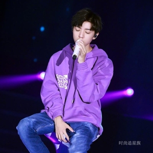 王俊凯生日会同款衣服oversize宽松休闲连帽紫色卫衣男女情侣外套