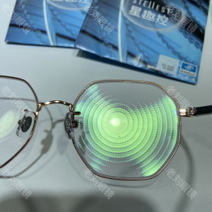 金色视力近视防控眼镜图片