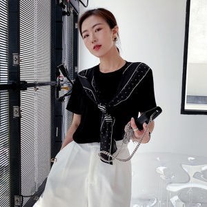 黑色圆领短袖t恤女设计感拼接丝巾气质上衣时尚宽松洋气休闲体恤