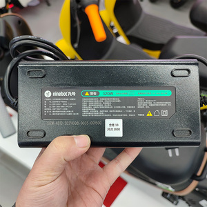 适用九号电动新国标自行车a30c35a40a65原厂铅酸电池