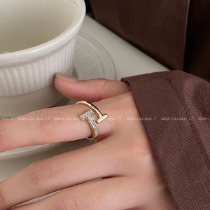 小众设计感水钻贝母戒指女时尚个性食指戒开口可调节素圈情侣指环