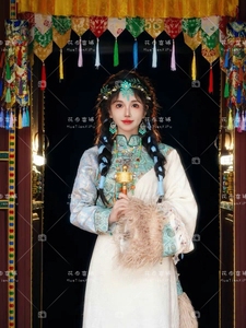 新款藏族服装女春秋新款藏袍西藏民族风拉萨服藏装旅拍写真服饰
