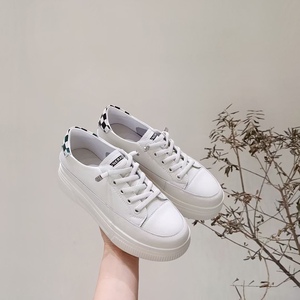 杜米亚真皮小白鞋女2021年秋松紧带百搭软底女鞋平底欧洲站板鞋潮