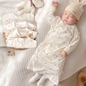 日本进口初生婴儿纯棉连体衣春秋护肚睡袋宝宝四季包被长袖0-3岁