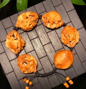 云派文丰大师纯手工雕刻橄榄核手串五行核雕文玩毕业级手雕橄榄