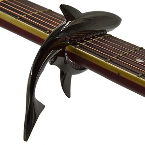民谣吉他变调夹 capo金属移调夹转调器电木吉它配件调音创意鲨鱼