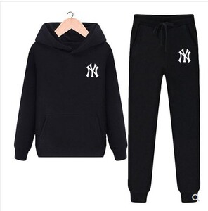 品牌运动服装情侣