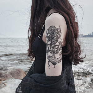 海蛇与锚 mw原创手绘复古美式另类暗黑防水纹身贴