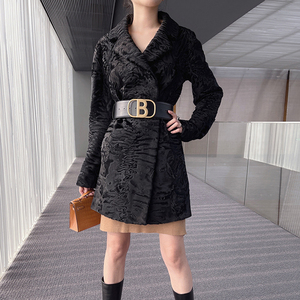 意大利品牌斯瓦卡拉皮草SWAKARA中长款女士显瘦修身冬季黑色外套