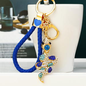 生肖宝石小蛇汽车钥匙扣女水钻包包挂件钥匙链圈礼品可爱韩国创意