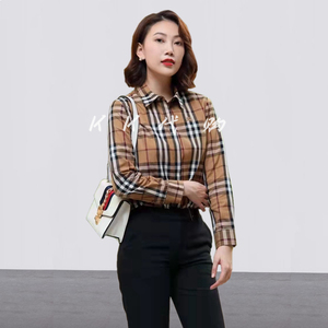 正品代购巴宝莉纯色2022年春夏季女装经典英伦格子上衣宽松衬衫