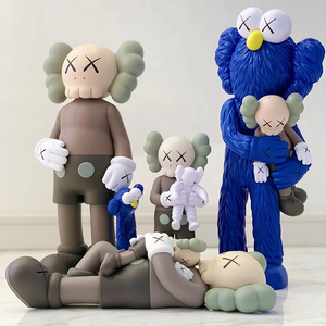 潮牌kaws公仔芝麻街网红卡通暴力熊雕塑手办玩偶盲盒客厅装饰摆件