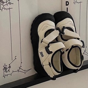 儿童运动凉鞋韩版镂空夏季包头网面男童休闲鞋透气女童跑步框子鞋