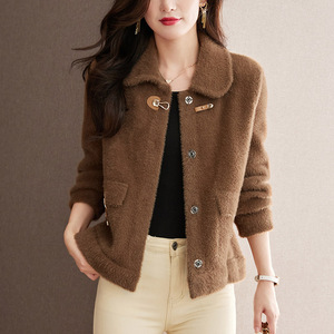 奶咖色水貂绒小香风外衣女短款2022秋冬新品女士短外套夹克上衣厚