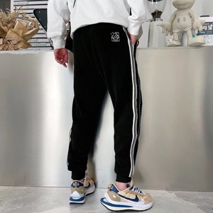 loewe/罗意威 21ss新款刺绣logo侧边织带抽绳休闲卫裤男长裤女