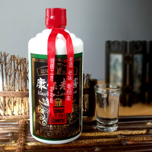 康保老窖整箱白酒