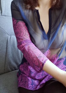 清仓 印花雪纺衬衫大码女装胖mm宽松上衣透视轻薄如纱半开v领中袖