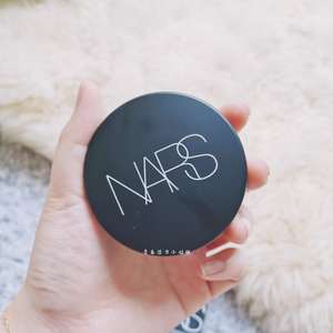 【现货可发】小姑娘|nars 水润畅销气垫粉底液 namsan finland