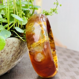 红油水草玛瑙手镯
