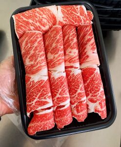 m9和牛上脑卷雪花牛肉卷 原味原切牛肉250克一盒