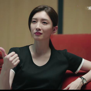 欢乐颂3江疏影叶蓁蓁同款衣服2022秋季新款打底黑色修身显瘦t恤女