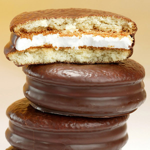 俄罗斯进口巧克力派夹心奶油老式饼干蛋糕小点心面包儿童零食12枚