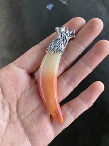 藏银镶嵌骆驼骨雕牙吊坠 高仿狼牙挂坠男女款饰品项坠民族风