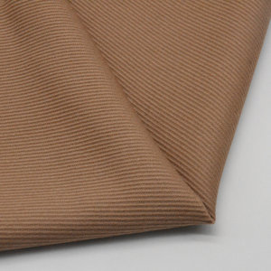 80同款货源雪鹰和赚赚淘宝韩国产高级贡呢面料全毛西服,单开叉.