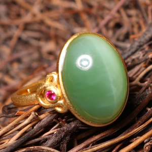 方言企业和田玉精品俄料苹果绿猫眼碧玉s925银镶玉女款女士戒指n