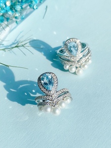 天然天空蓝托帕石为爱加冕皇冠两用款叠戴戒指女时尚公主S925银镶