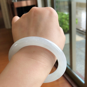 兄弟翡翠【新品】缅甸冰清玉洁月光白圆条手镯123768圈口56