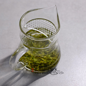 绿茶杯耐热玻璃月牙杯带茶隔过滤网一体花草茶公道杯加厚白把彩把