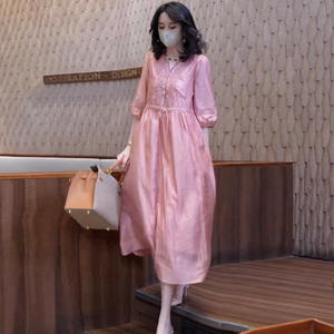 刺绣天丝连衣裙夏季新款Linda姐高端V领显瘦粉色绣花裙子两件套装