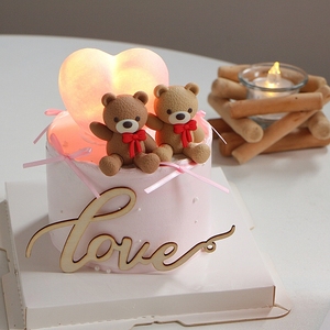520情侣棕色小熊天使蛋糕装饰摆件 爱心灯木质LOVE插件蜡烛丝带