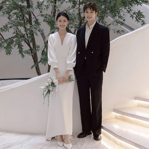 韩式轻婚纱2024新款新娘简约缎面长袖v领气质白色小礼服裙出门纱