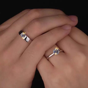 周大福对戒指情侣款 结婚 钻石图片