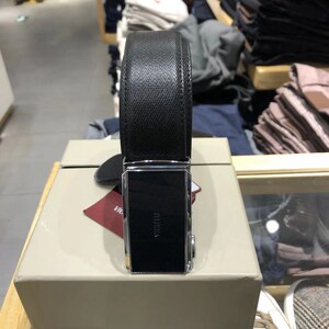 000人付款天猫vicutu/威可多男士皮带商务时尚黑色板扣腰带西裤皮带