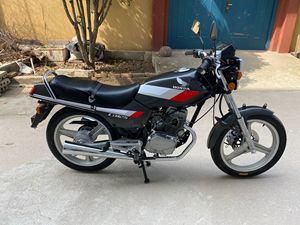 honda进口本田王双缸125二手摩托车复古代步机车男燃油助力车街车