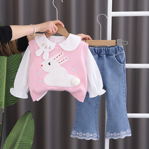 婴儿衣服春装韩版牛仔裤可爱洋气马甲三件套6七8九个月女宝宝套装