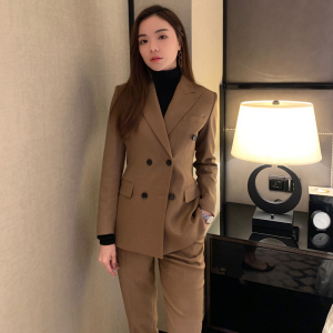 西装外套休闲女驼色