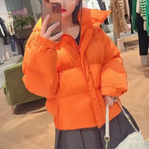羽绒服女短款橙色